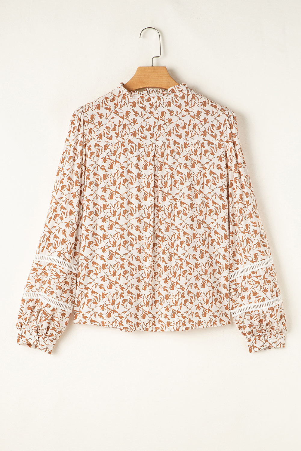 Melanie Spitzenbluse mit floralen Puffärmeln