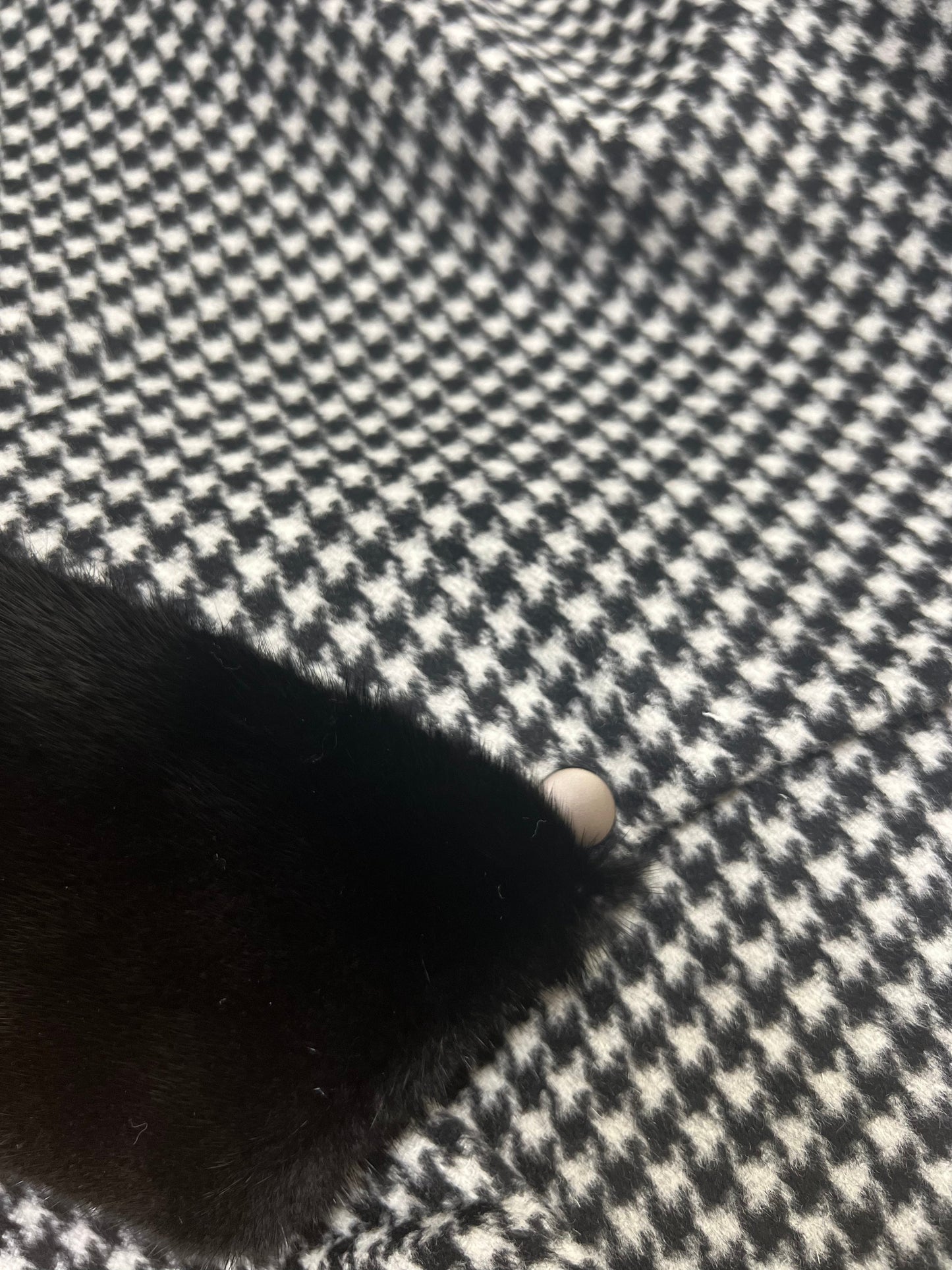 Autentyczny skandynawski ponczo z norek i dziewiczej wełny