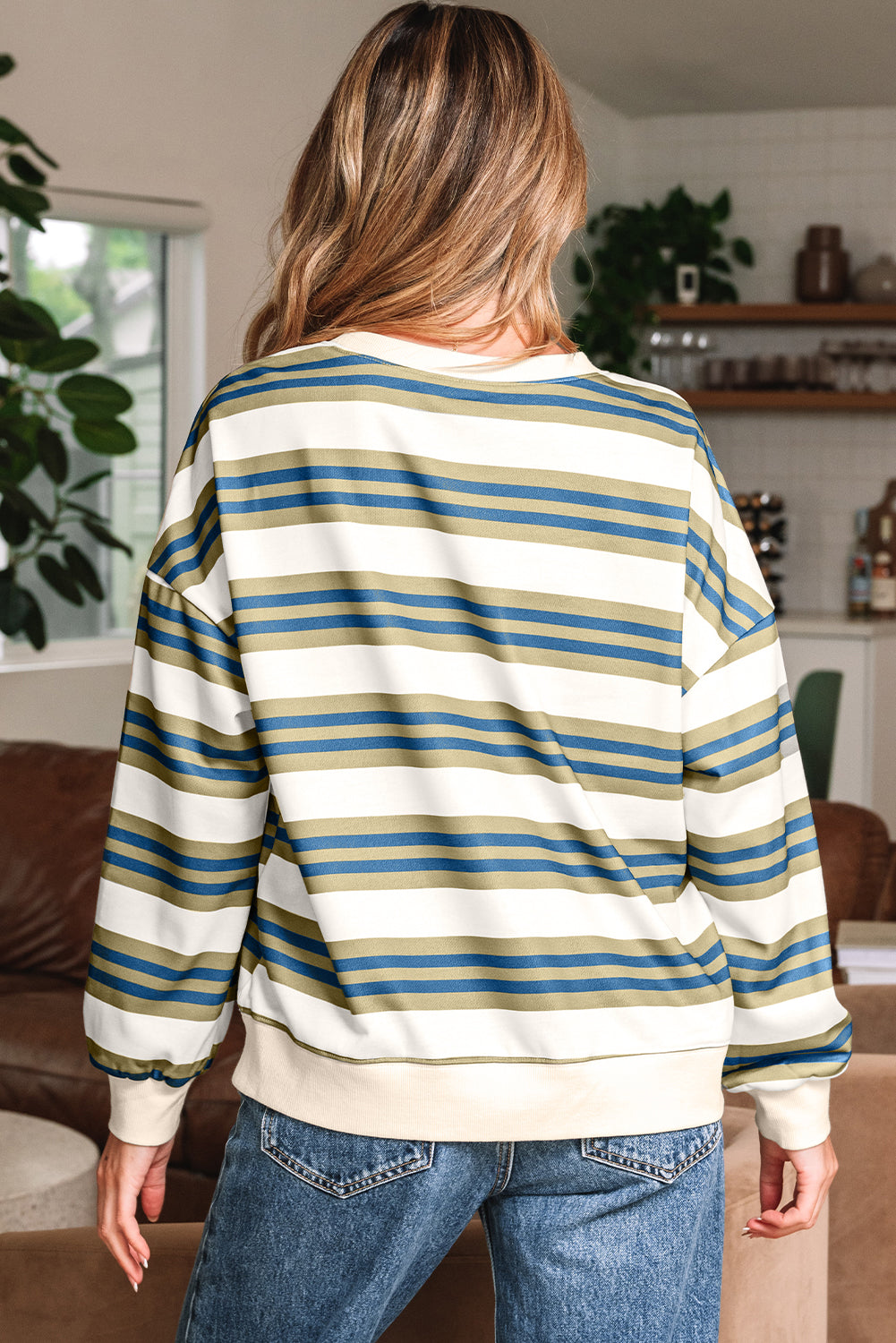 Rose gestreifter Pullover mit Rundhalsausschnitt