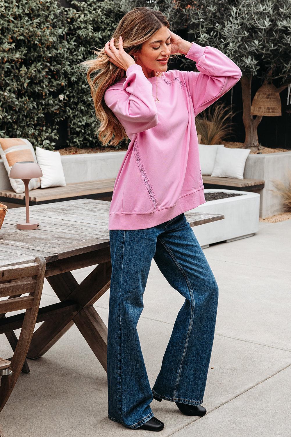 Lilah Spitzenbesetztes Raglanärmel Locker Geschnittenes Sweatshirt