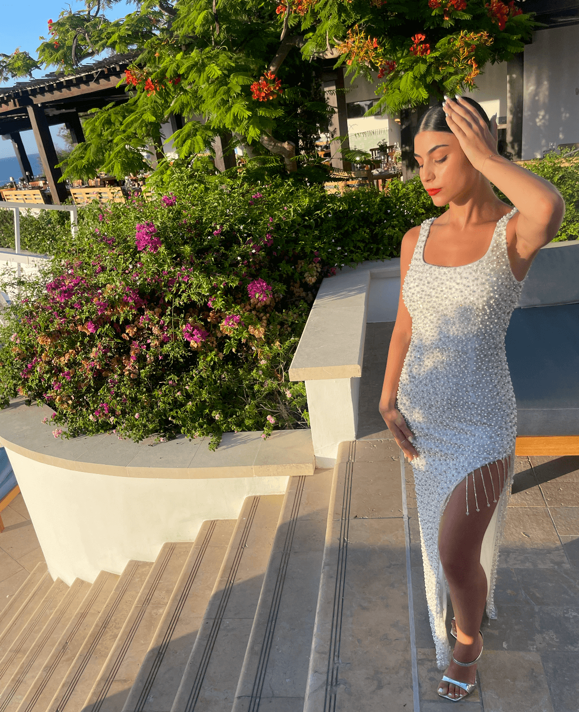 Angelina pyntet perlebesatt kjole