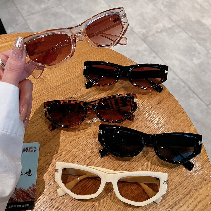 Chunky Square-Frame Sunglasses | UV Protection with Lightweight Design 4
