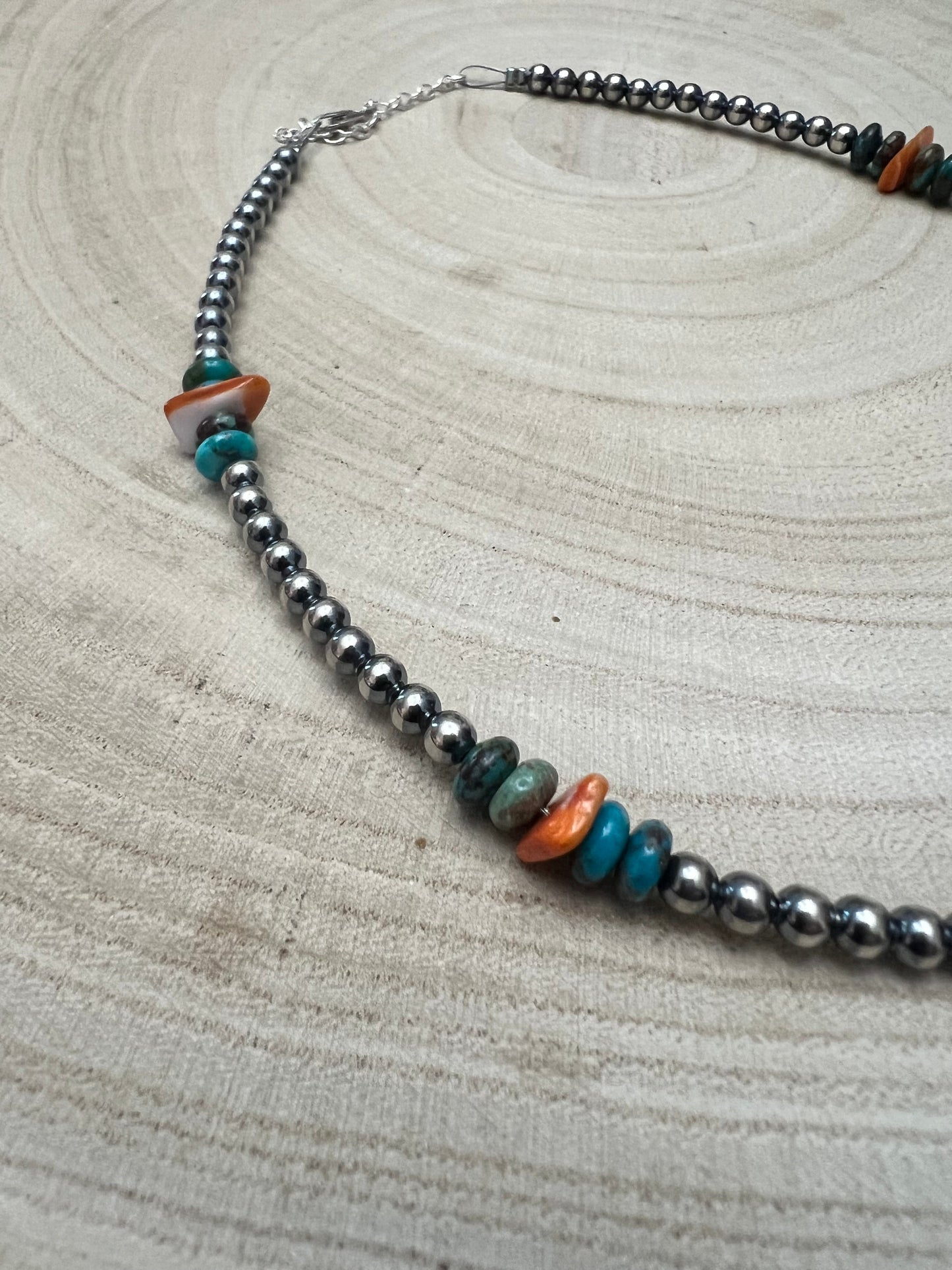 4mm Sterlingsilber Perle und echter Türkis und Stacheliger Choker - 14 Zoll