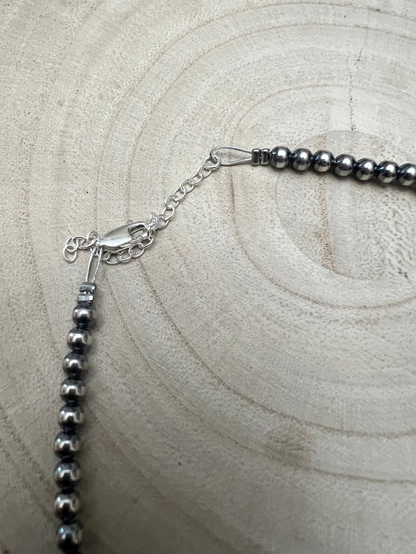 4mm Sterlingsilber Perle und echter Türkis und Stacheliger Choker - 14 Zoll