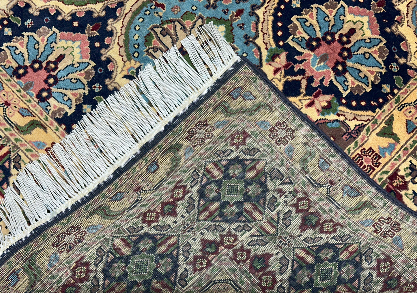 Hand-Knotted Afghani Heart Shape Wool Rug – 6’6″ x 9’2″