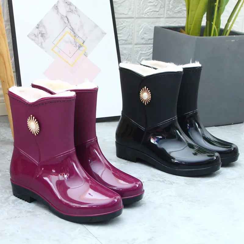 Mid-Tube Rain Boots | Waterproof PVC with Fleece Lining for Comfort 3