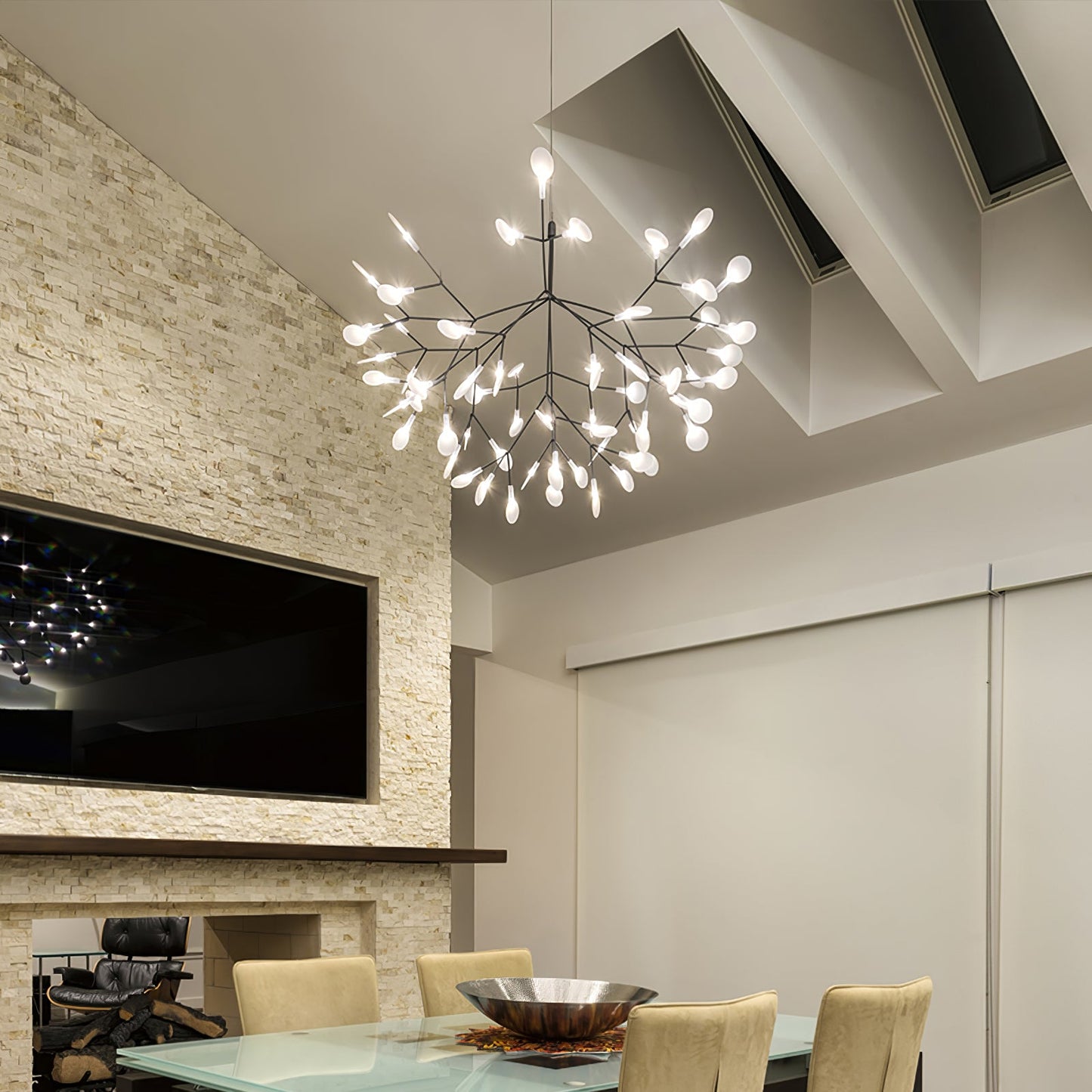 Modern Black Chandelier | Flower-Shaped Acrylic Design with Remote Control 4