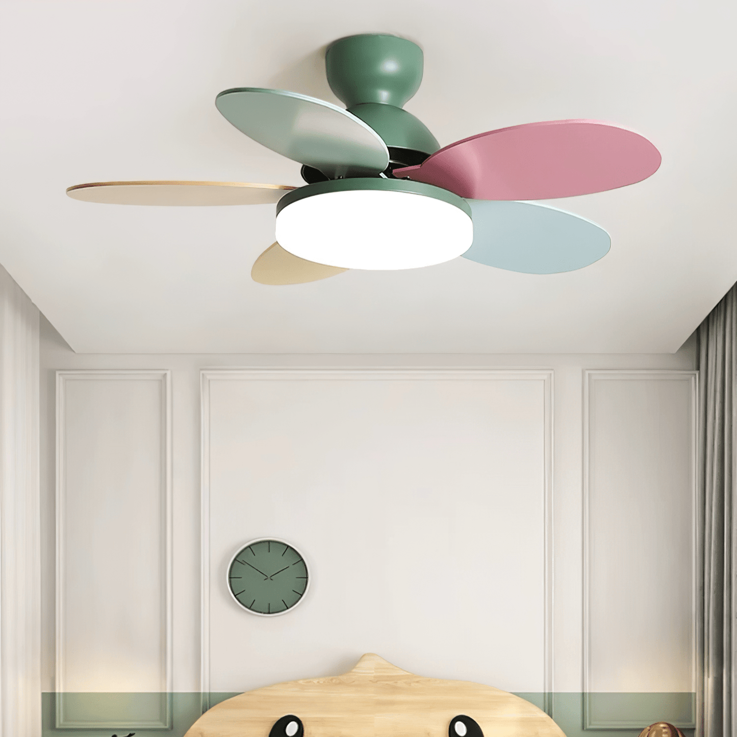 Petalo Ceiling Fan Light | Elegant Flower Petal Design with LED Lighting 2