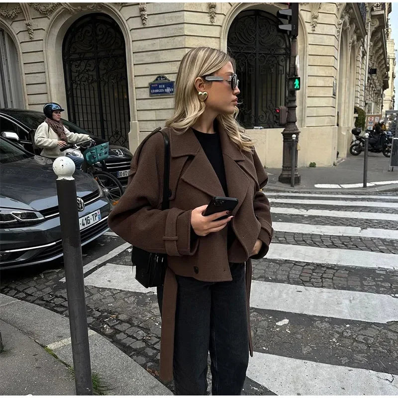 LYDIA | Ull mellomlang/kort trenchcoat