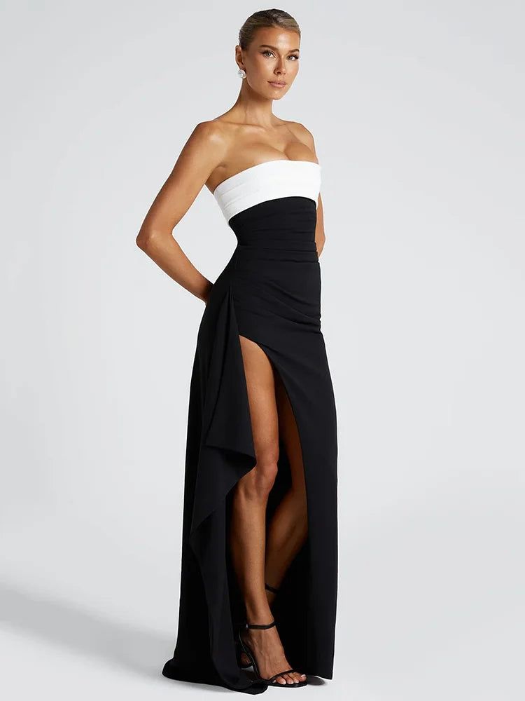 Schulterfreies Maxikleid in Schwarz und Weiß