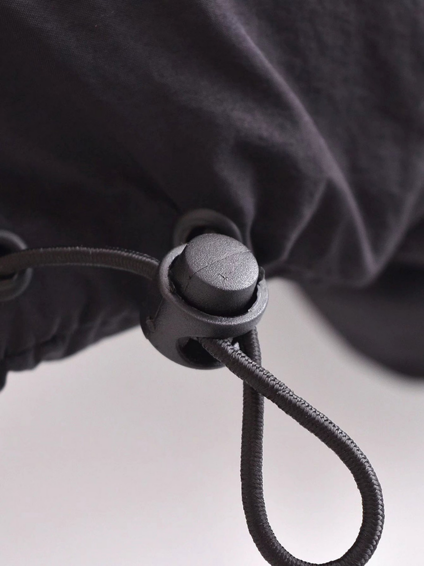 Sleeveless Cropped Puff Jacket | High-Neck Zip-Up Design 4