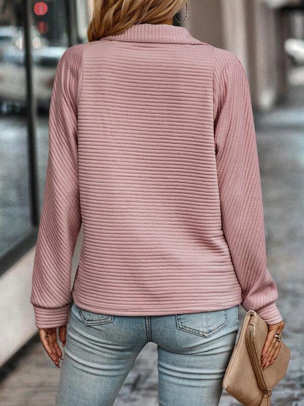 Structured Half-Zip Sweatshirt for Casual Style – Comfortable and Modern Design 5