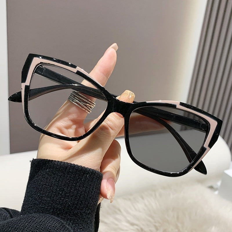 Transition Glasses | Smart Lenses with 100% UV Protection and Blue Light Filter 3