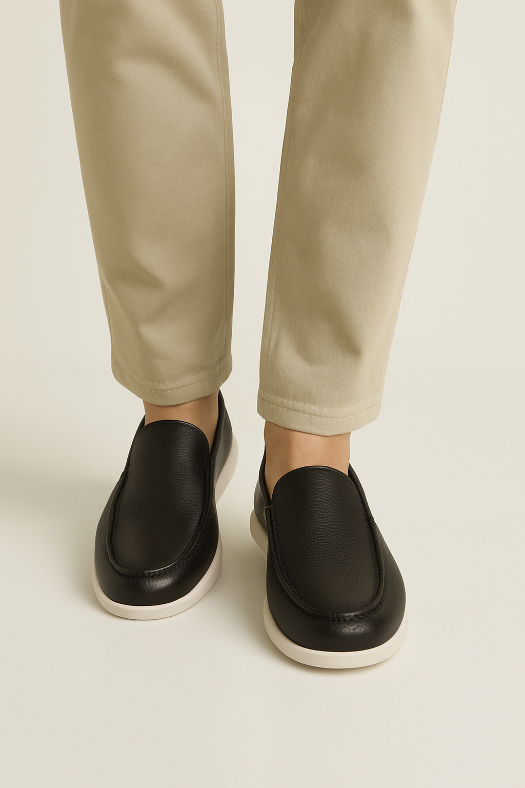 Two-Tone Leather Loafers for Women | Stylish Comfort with Flexible Sole 1
