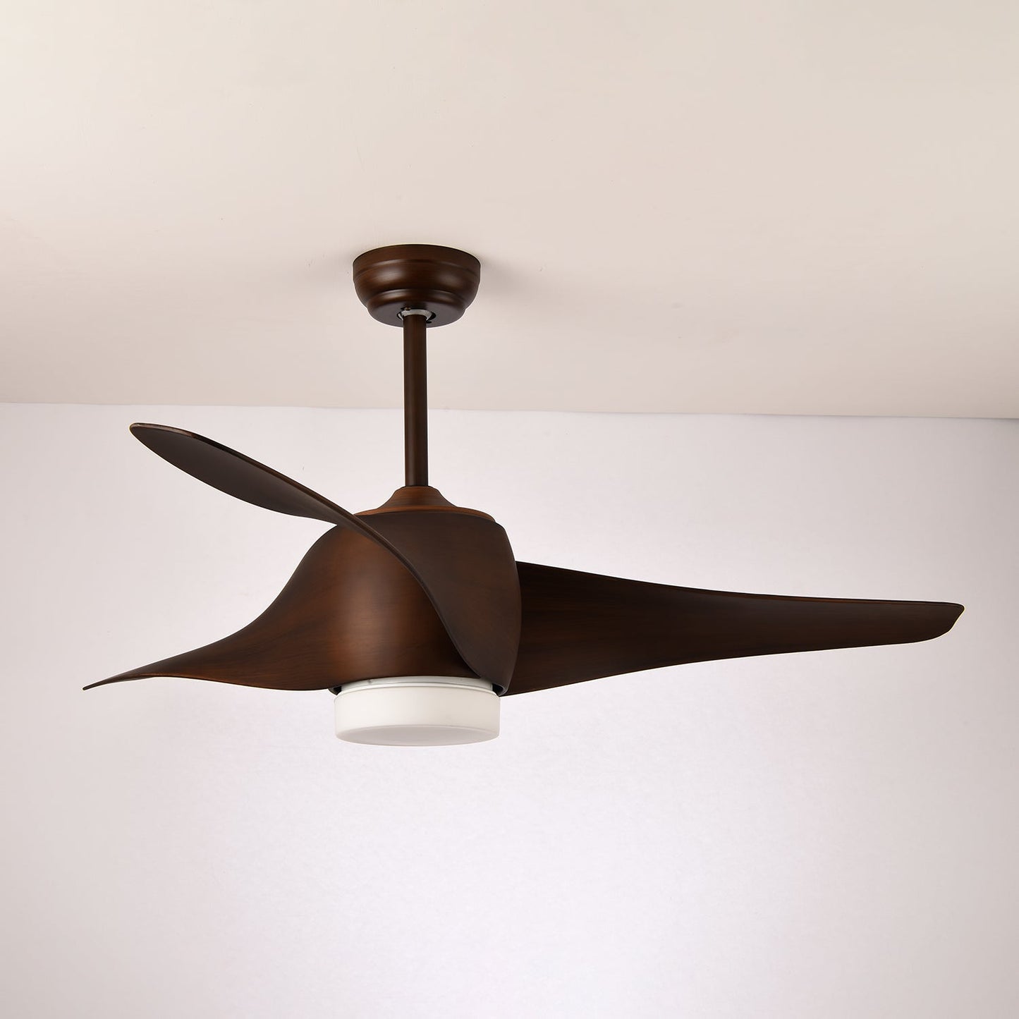 Verdantia Aero | 52 Ceiling Fan Light with Integrated LED and Quiet Motor 9