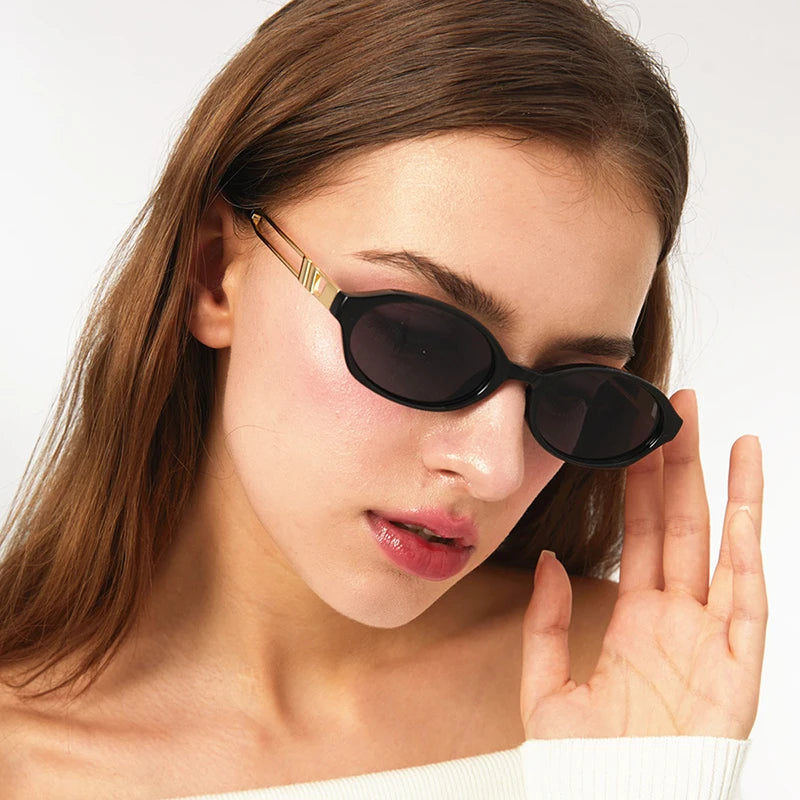 Vintage-Inspired Sunglasses | Tortoiseshell Frame with High UV Protection 7