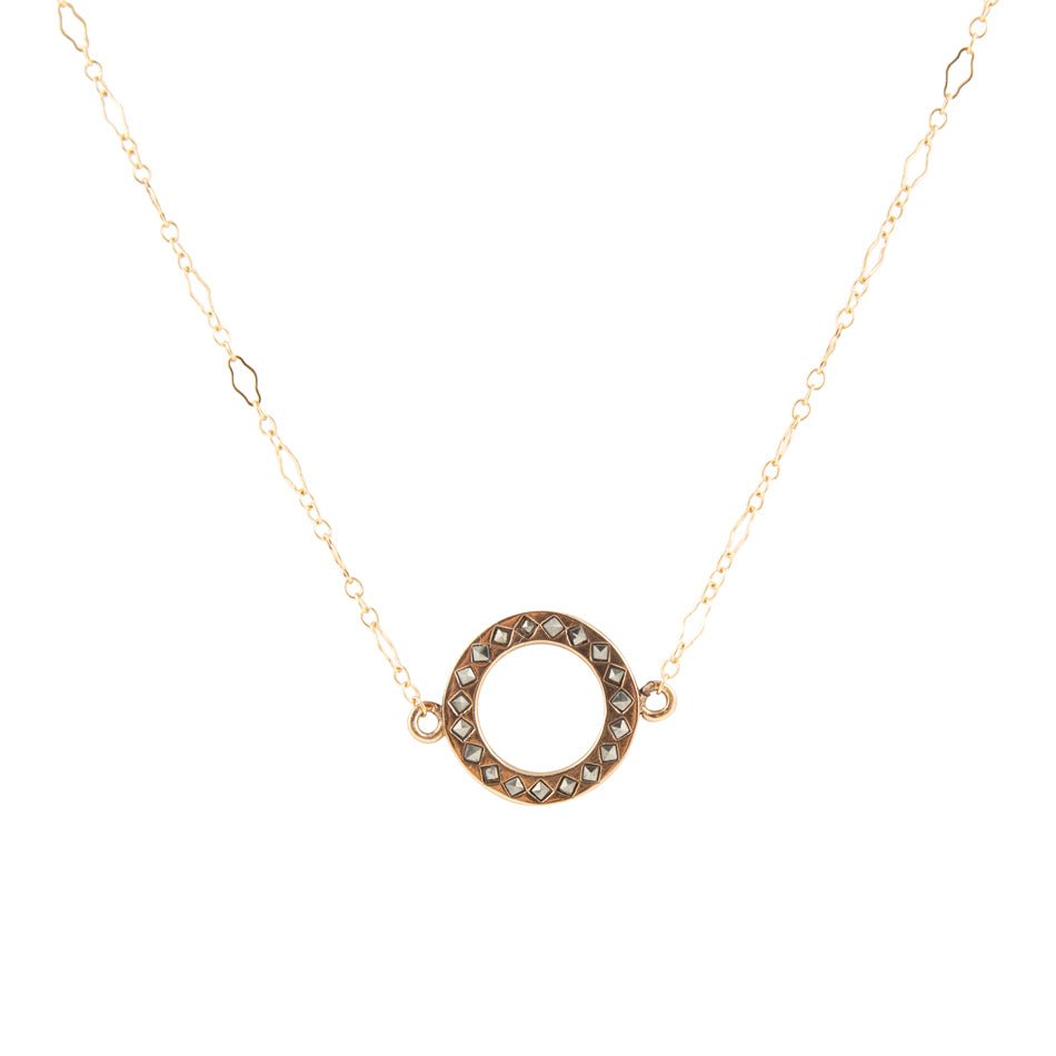 Collana in bronzo con marcasite