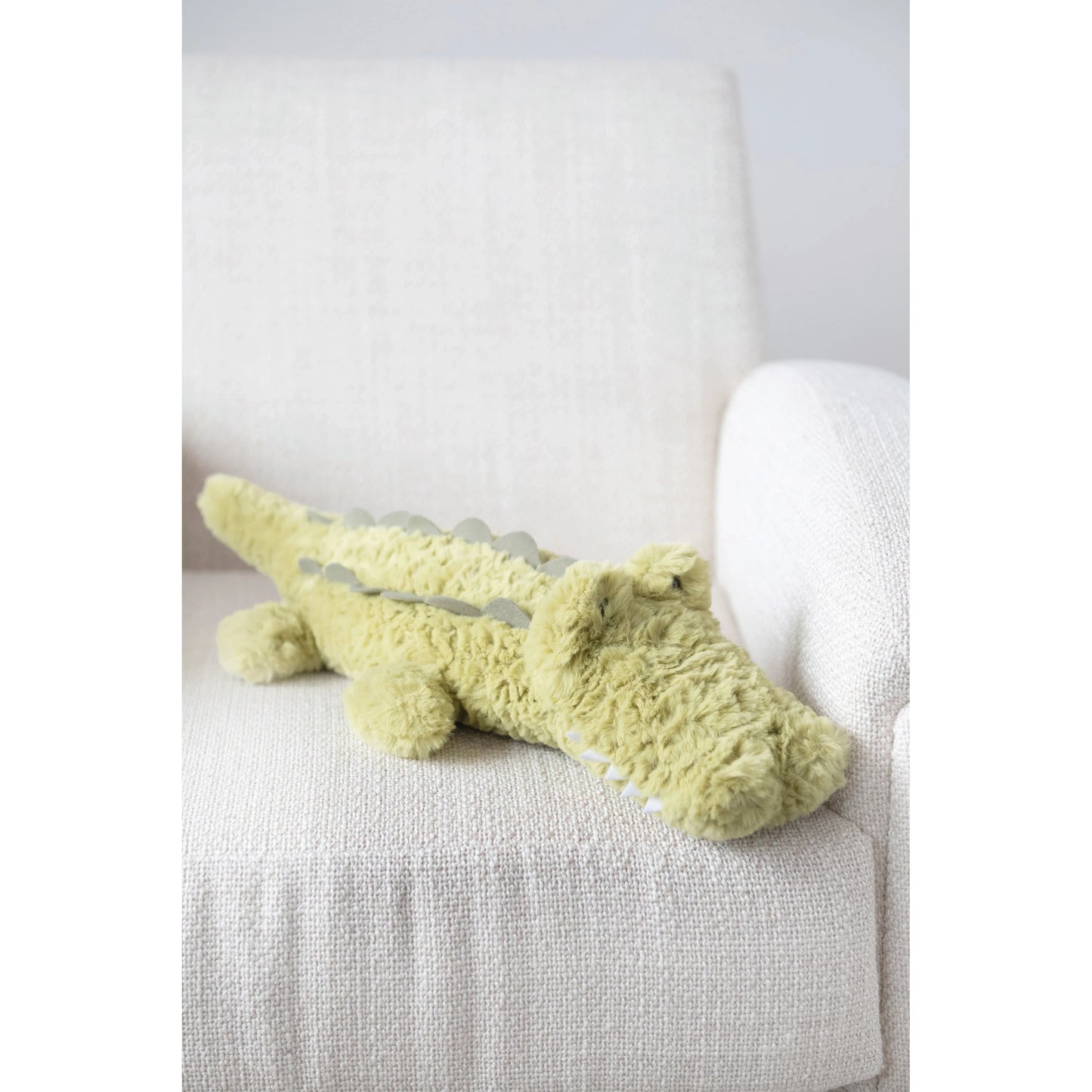 Alligator en peluche