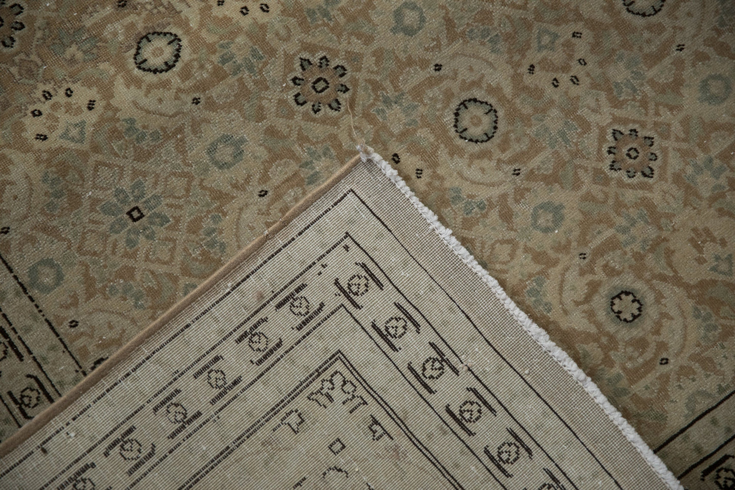 8x11.5 Vintage Distressed Tabriz Carpet