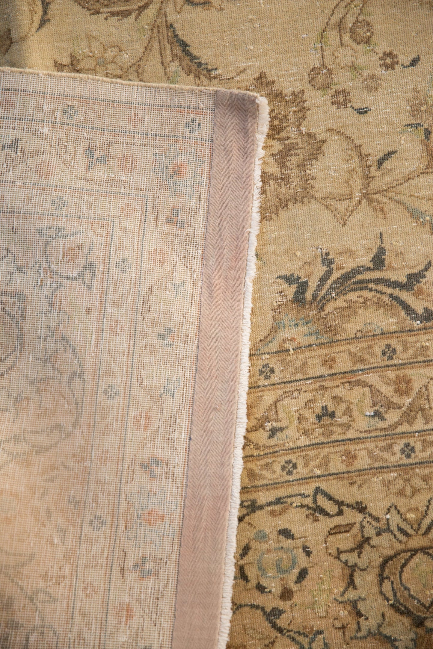 8.5x11.5 Vintage Distressed Kashan Carpet