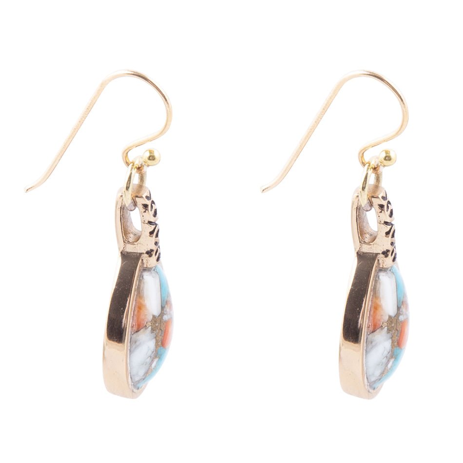 Pendientes dorados con mezcla de piedra de concha de turquesa turquesa y ostra espinosa azul y naranja