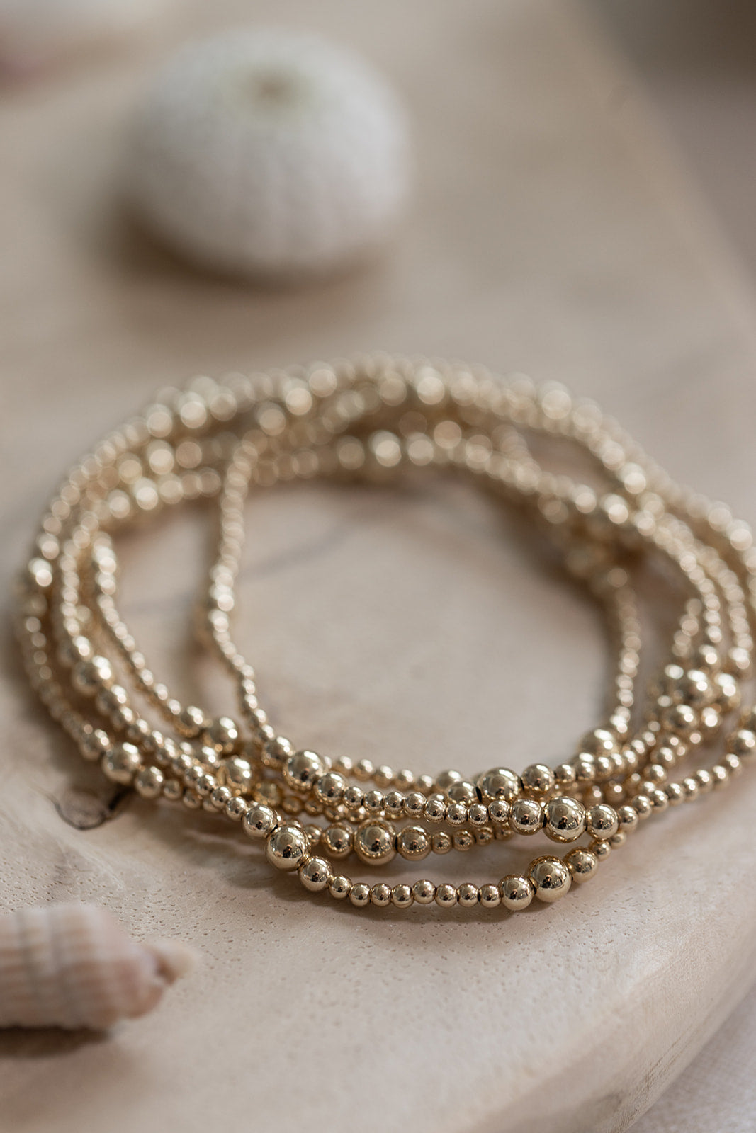 Guld Satellitarmband