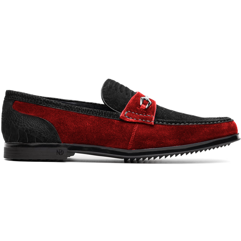 Hugo Black / Red