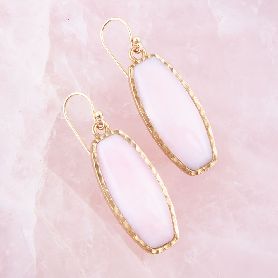 Orecchini lunghi Odyssey in opale rosa e bronzo