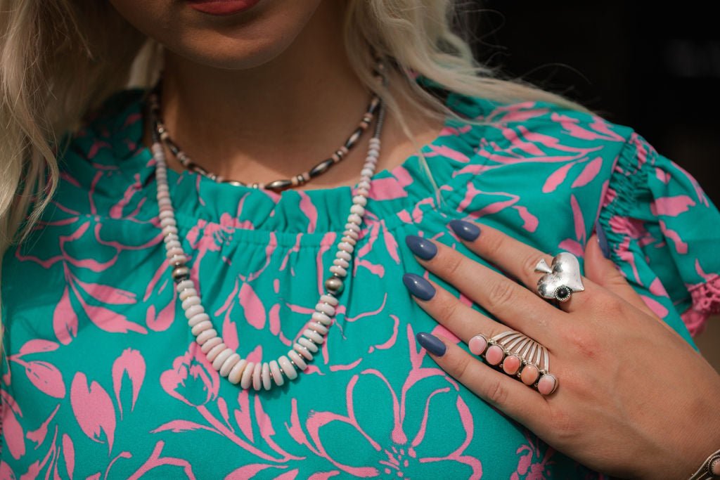 Rosa konformad graderat halsband - 23 tum