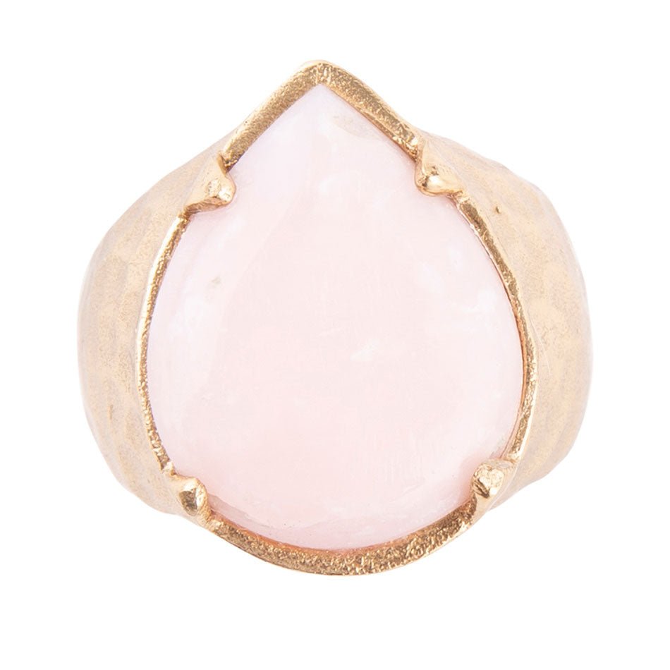 Anello a goccia dorata con opale rosa