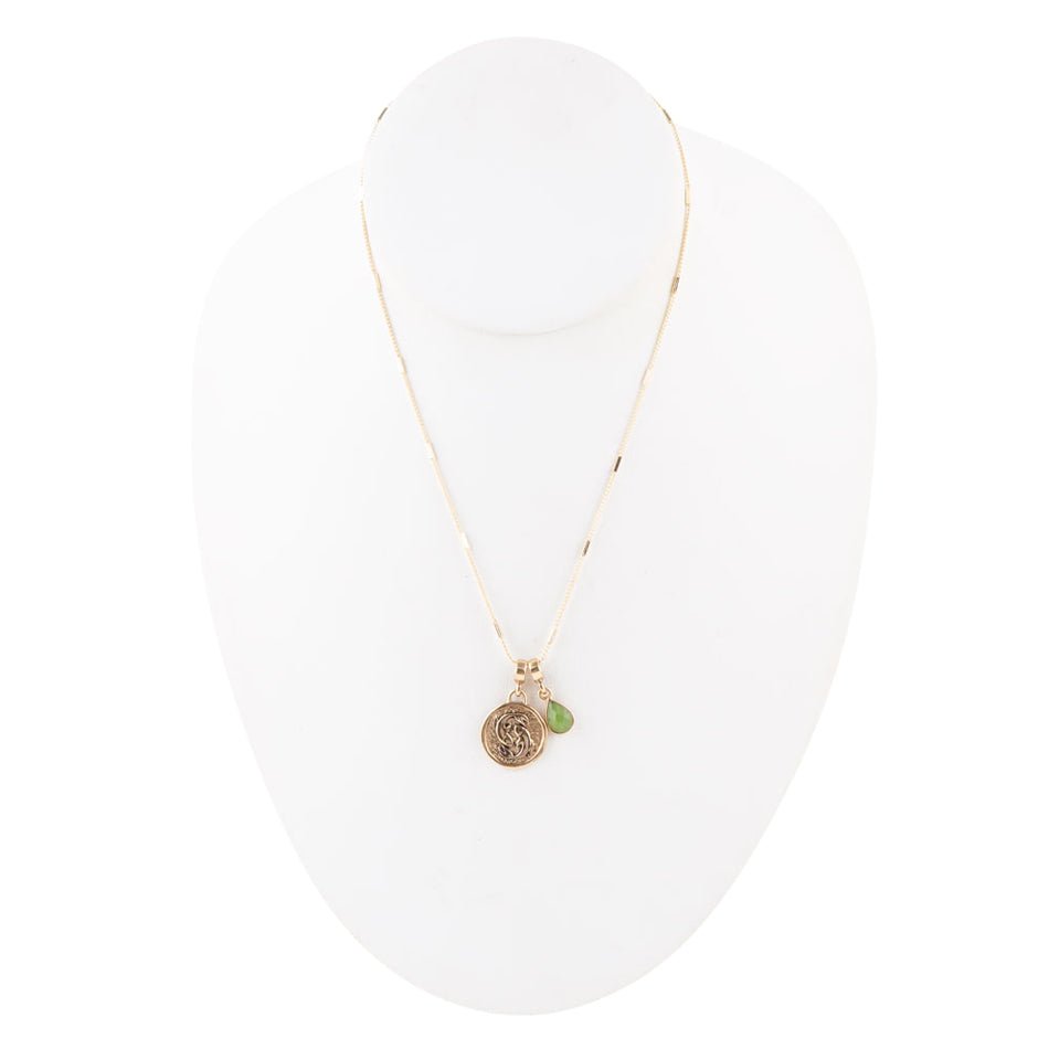 Pesci - Collana con ciondolo dorato in giada verde dello zodiaco