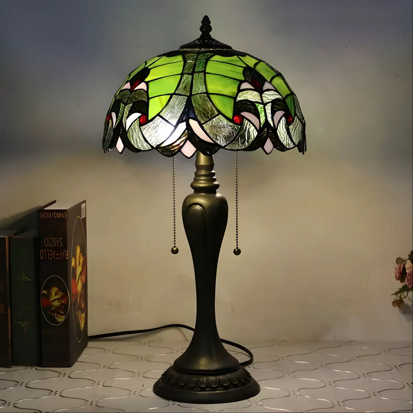 Original Tiffany-lampa med havsgrönt glasarbete