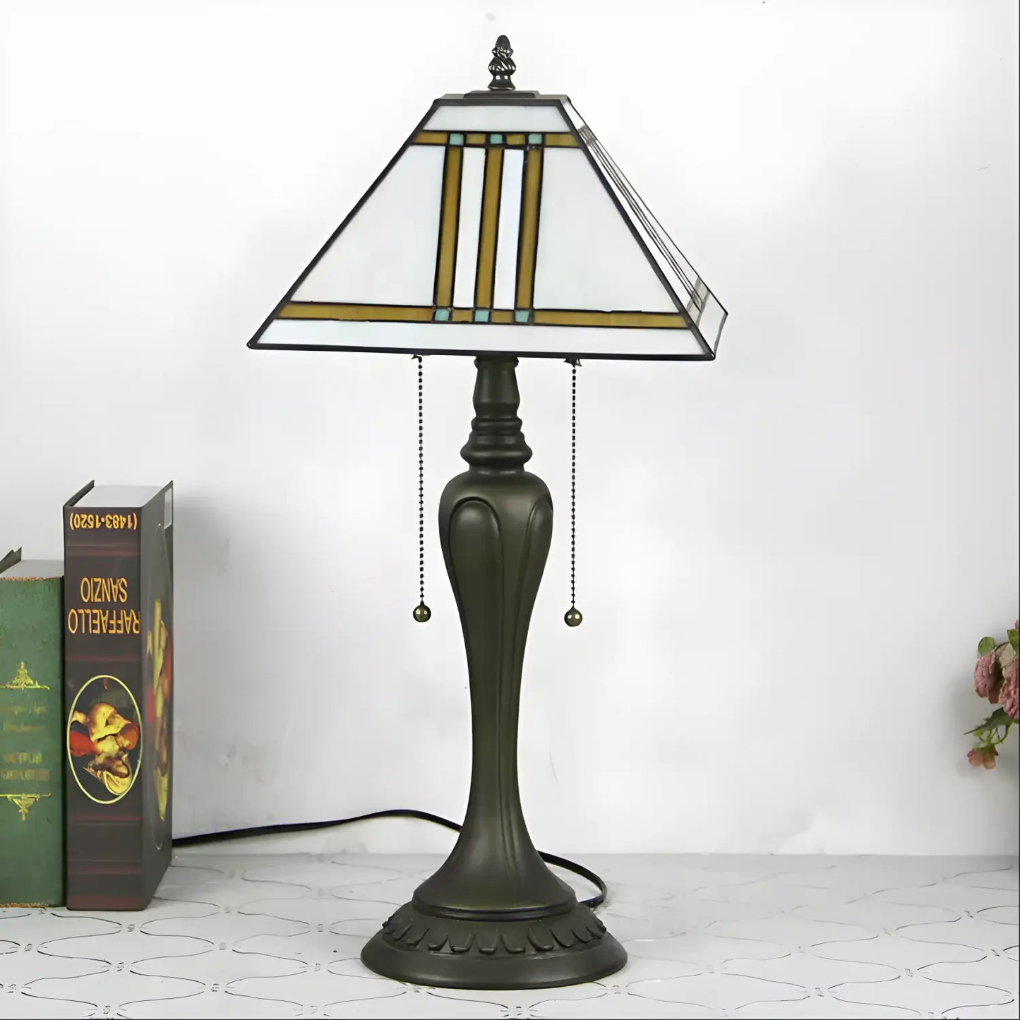 Vintage fyrkantig Tiffany-lampa till salu
