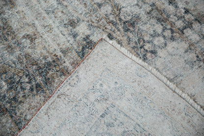 6.5x10.5 Vintage Distressed Meshed Carpet