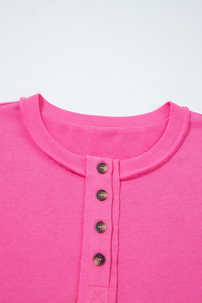 Vera Pullover mit rohem Saum und halben Knöpfen sowie Jogginghosen-Set