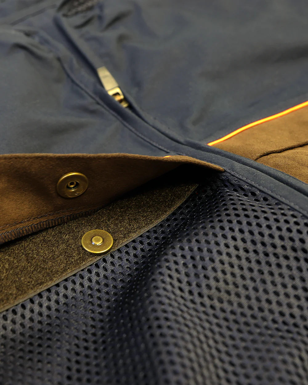 Wedstrijd Kleiduivenvest in Navy