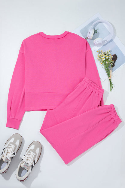 Vera Pullover mit rohem Saum und halben Knöpfen sowie Jogginghosen-Set
