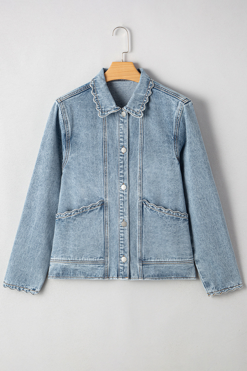 Brooklyn kamskjellkant knappet denimjakke