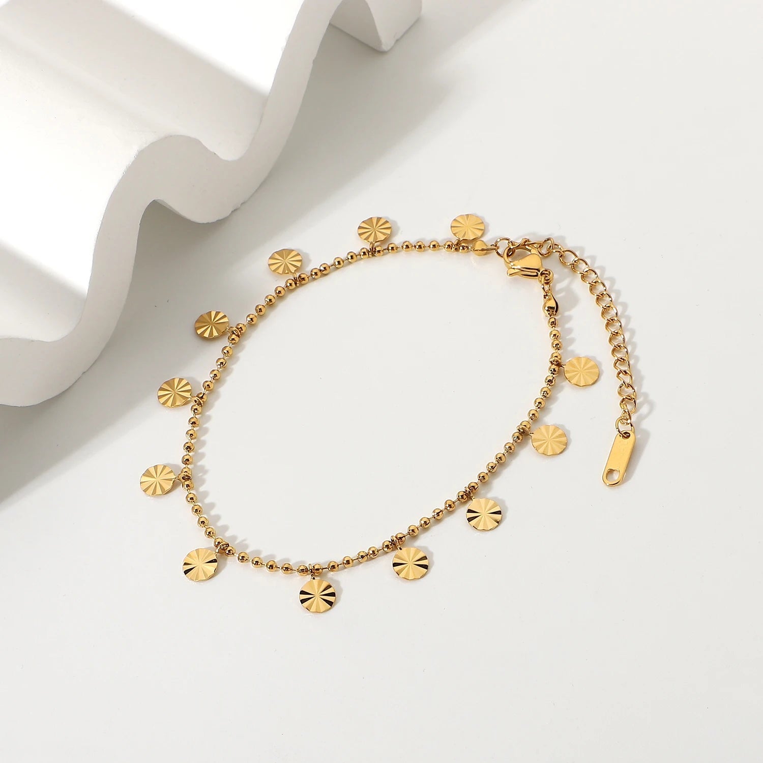 18k Gold Anklet | Waterproof PVD Processing with Elegant Petal Design 1