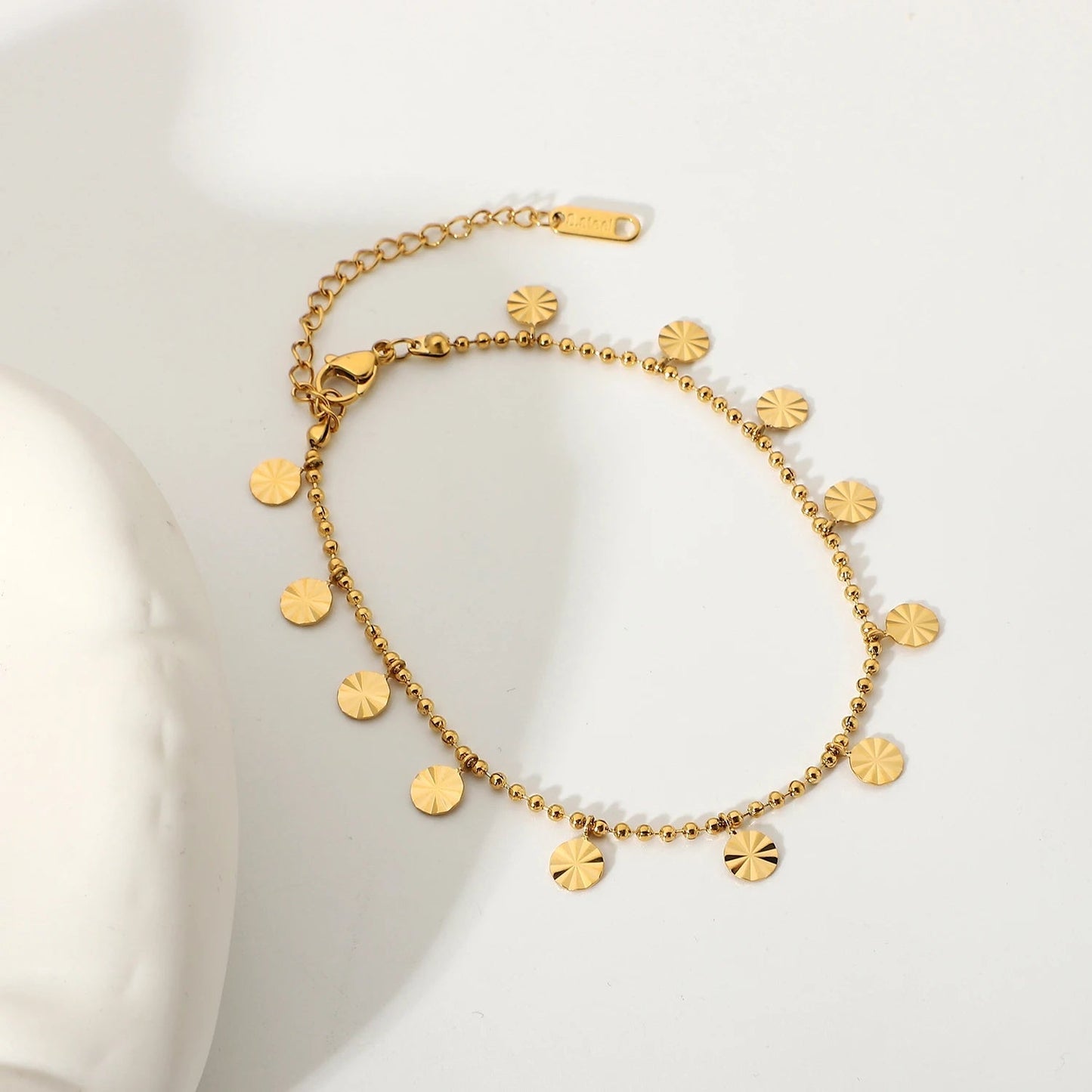 18k Gold Anklet | Waterproof PVD Processing with Elegant Petal Design 3