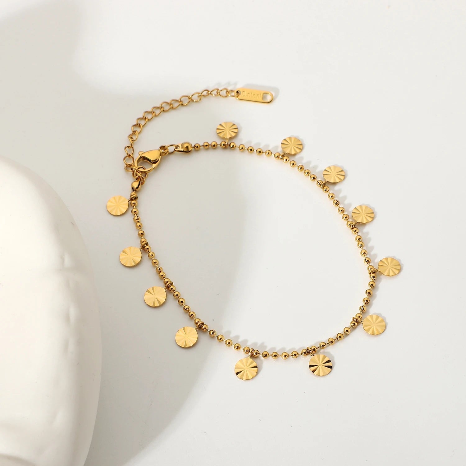 18k Gold Anklet | Waterproof PVD Processing with Elegant Petal Design 3