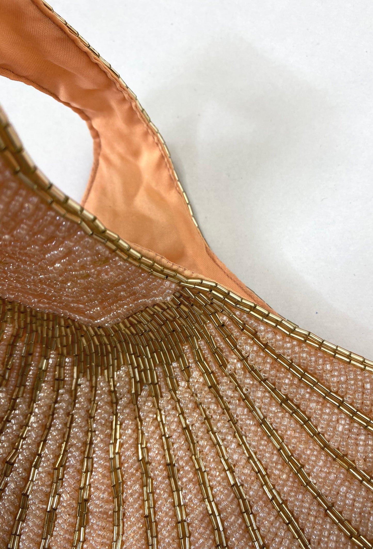 1920-tals handbroderad deco-fläkt handledsväska kvällsväska - stor - rosa & guld