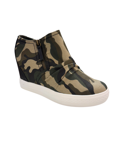 Koturny Ari Sneaker w kamuflażu