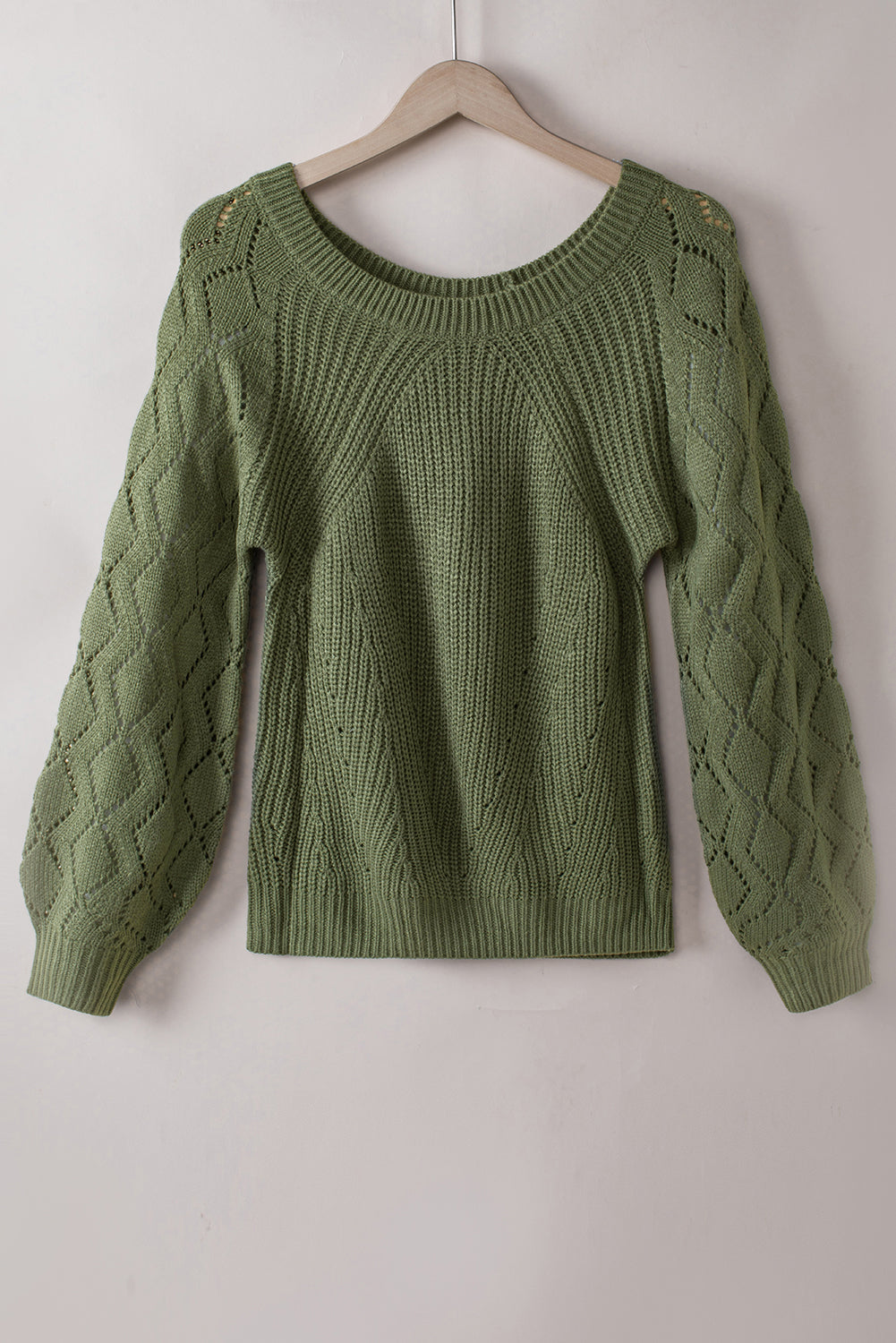Sweter dzianinowy Lia z ażurowymi bufkami