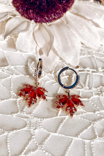 FEUILLE D'ÉRABLE | Red Maple Leaf Earrings