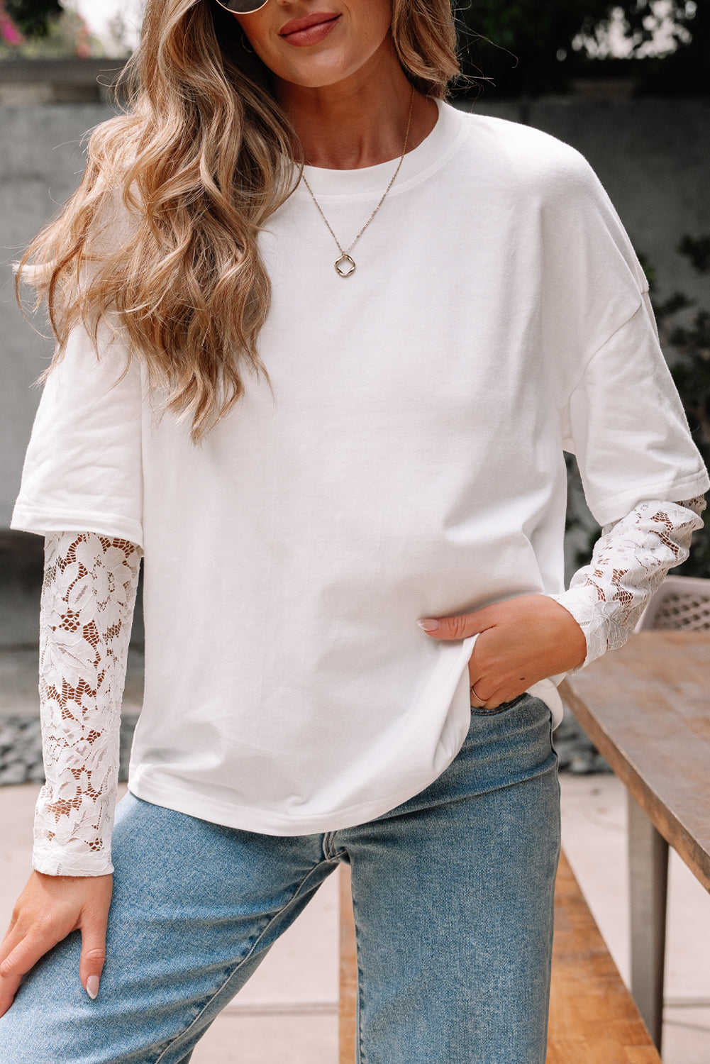 Hallie Spitzen-Longsleeve mit Einsatz und überschnittenen Schultern
