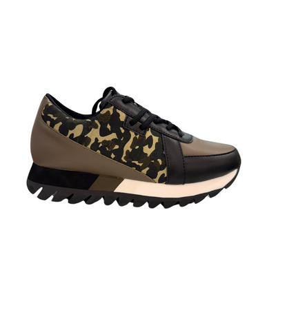 Geri sneakersy w moro