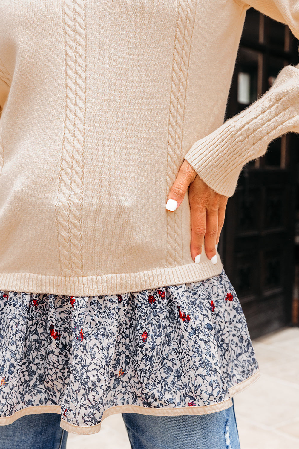 Mary Cable Teksturowany Boho Sweter z Falbaną na Dole
