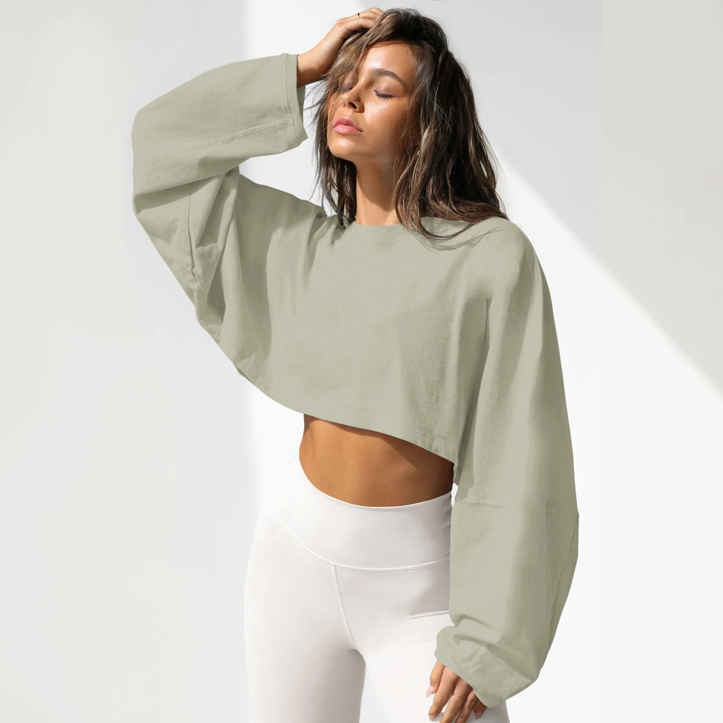 Active Comfort Long Sleeved Sweatshirt Crop Top