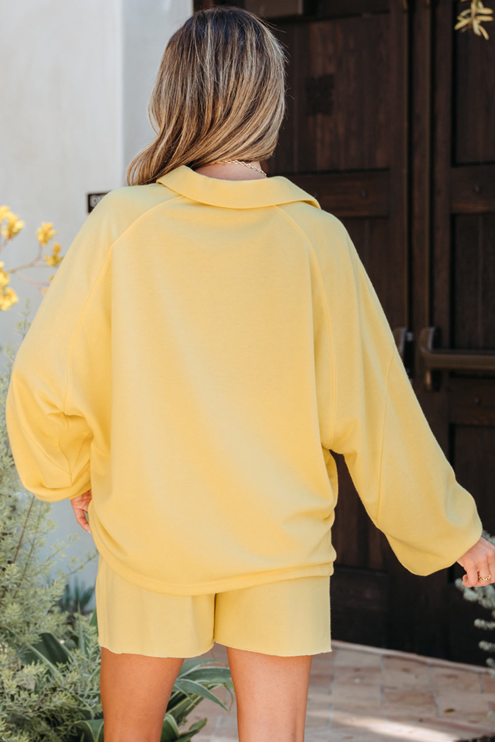 Kylie Knopfleistenkragen Oversize-Pullover und Shorts 2-teiliges Outfit